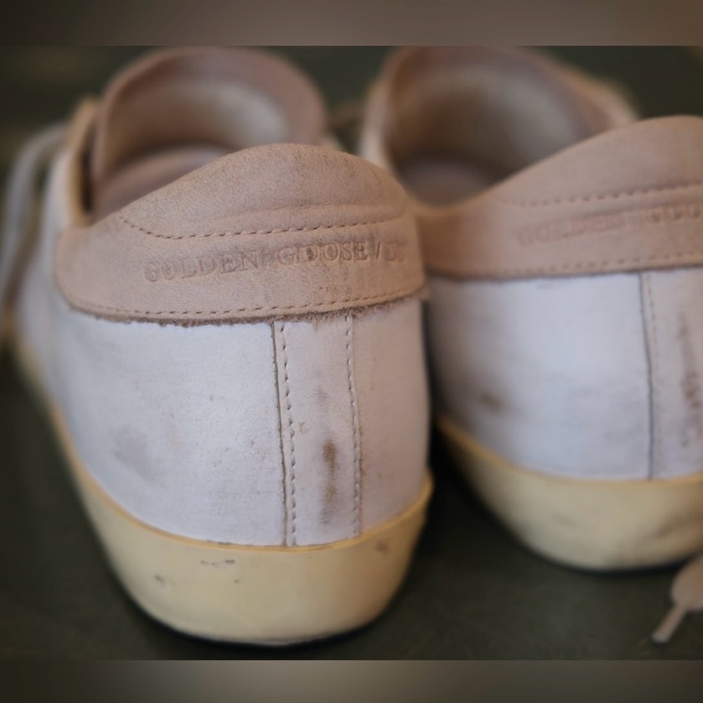 Golden Goose Off-White Leather Sneakers with Burgundy Star - Picture 4 of 4